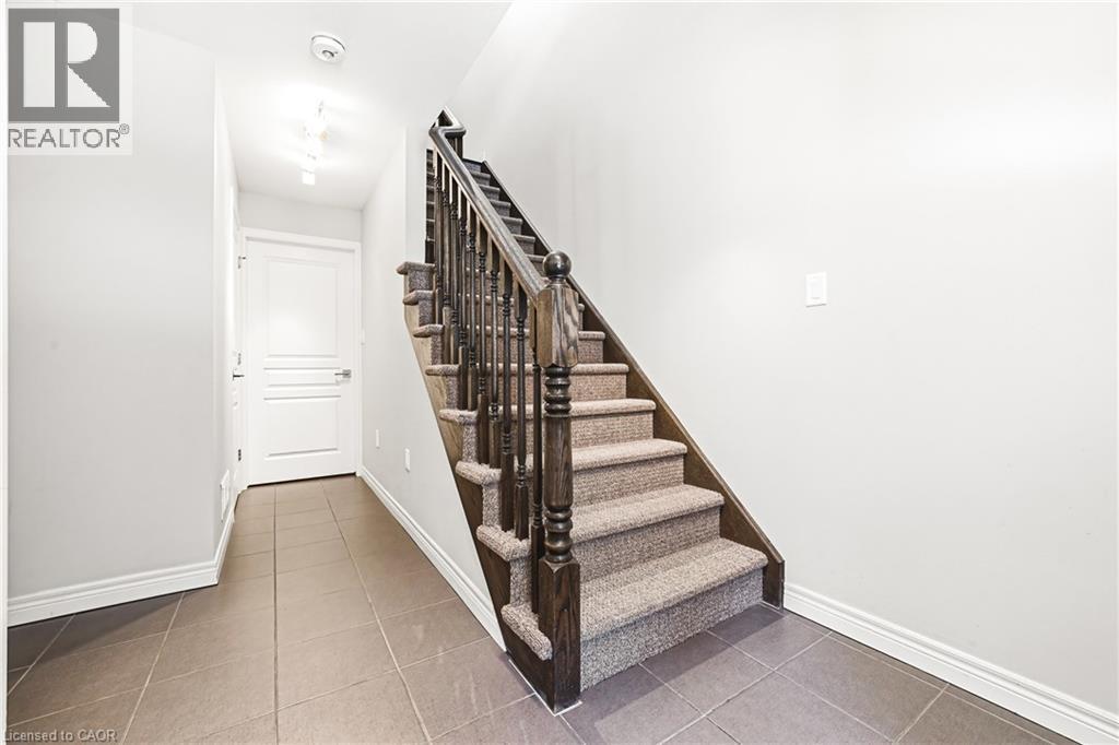 4 Bird Lane, Ancaster, Ontario  L9G 0G7 - Photo 5 - 40823888