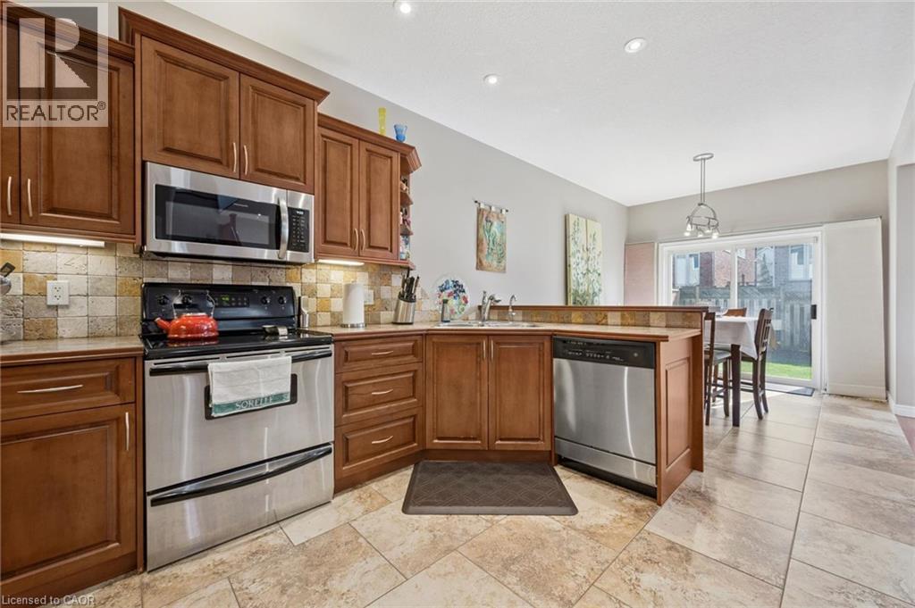 302 E Red Osier Road, Waterloo, Ontario  N2V 2V7 - Photo 10 - 40823833