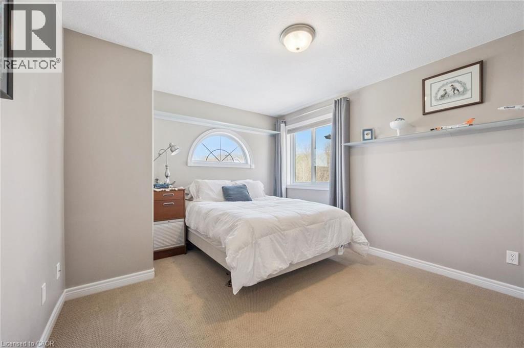 302 E Red Osier Road, Waterloo, Ontario  N2V 2V7 - Photo 28 - 40823833