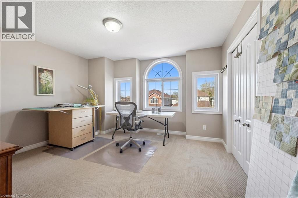 302 E Red Osier Road, Waterloo, Ontario  N2V 2V7 - Photo 30 - 40823833