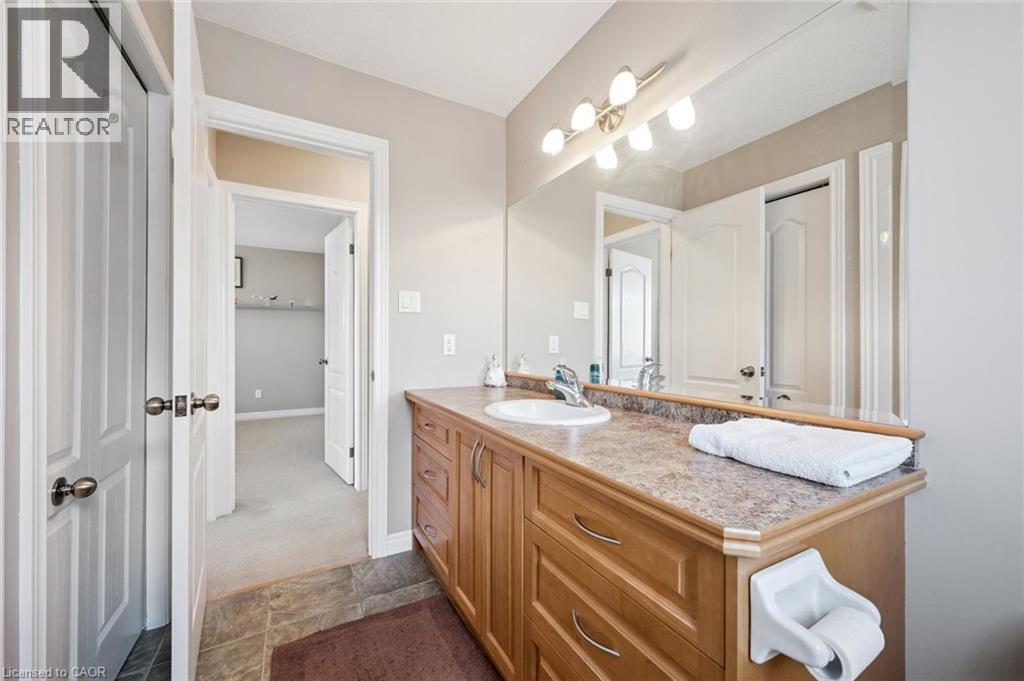 302 E Red Osier Road, Waterloo, Ontario  N2V 2V7 - Photo 33 - 40823833