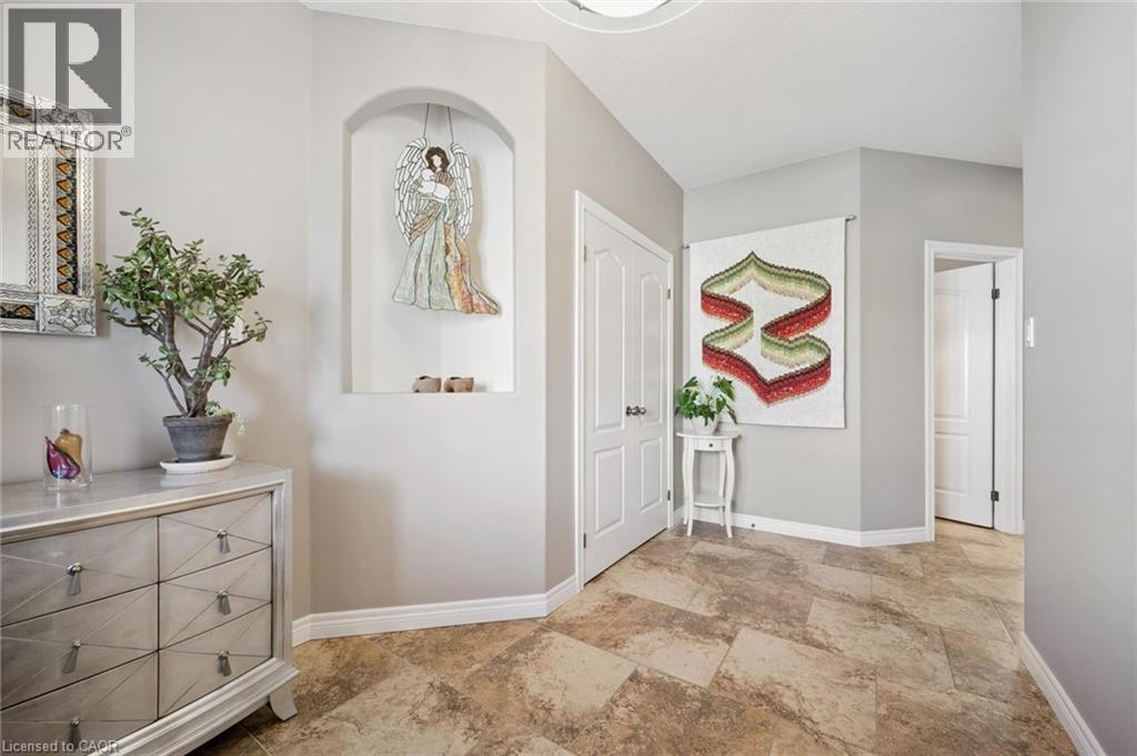 302 E Red Osier Road, Waterloo, Ontario  N2V 2V7 - Photo 6 - 40823833