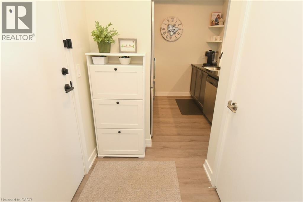 600 North Service Road Unit# 209, Stoney Creek, Ontario  L8E 0L2 - Photo 5 - 40823465