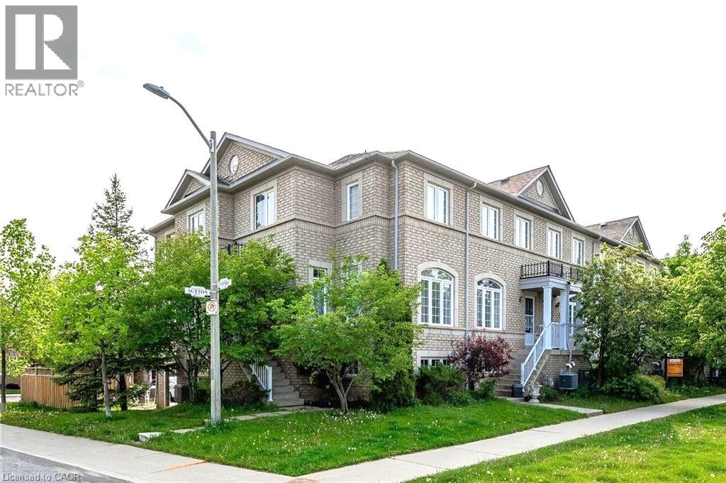 2367 SUTTON Drive, Burlington, Ontario
