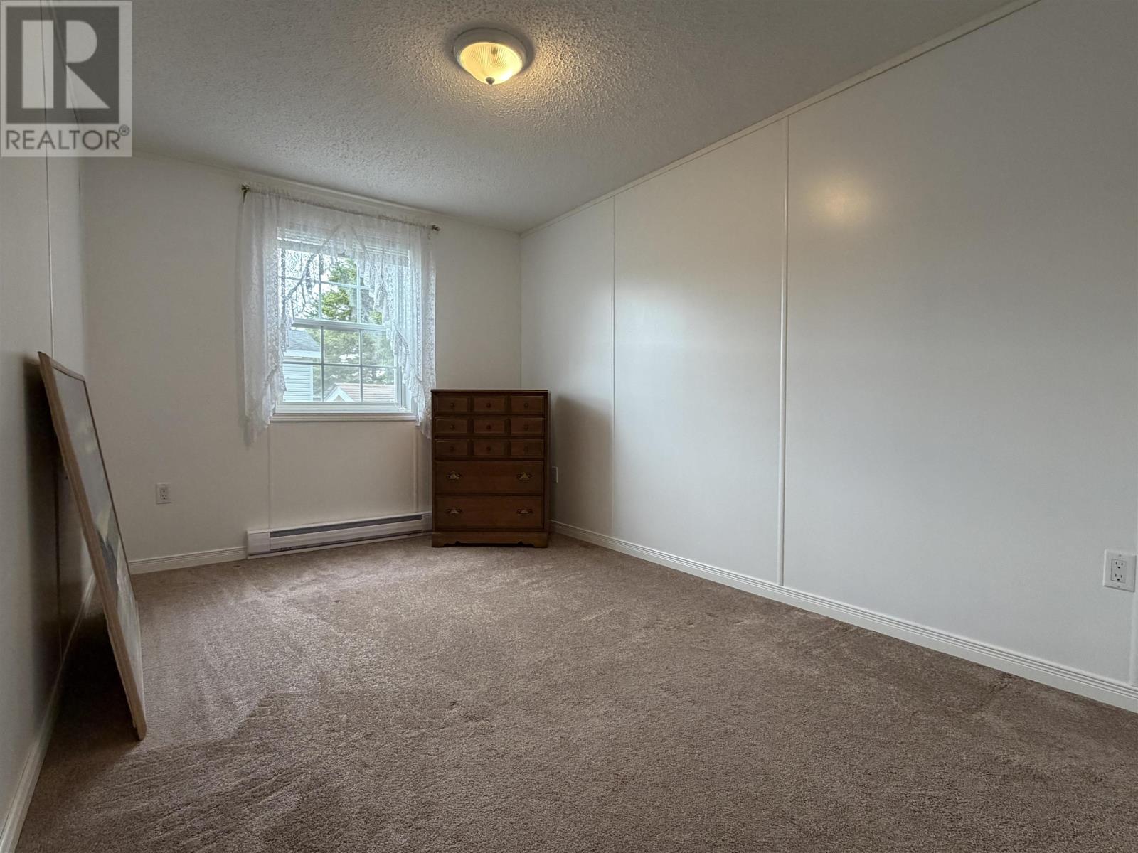 74 Jillian Street, Summerside, Prince Edward Island  C1N 6S6 - Photo 12 - 202608498