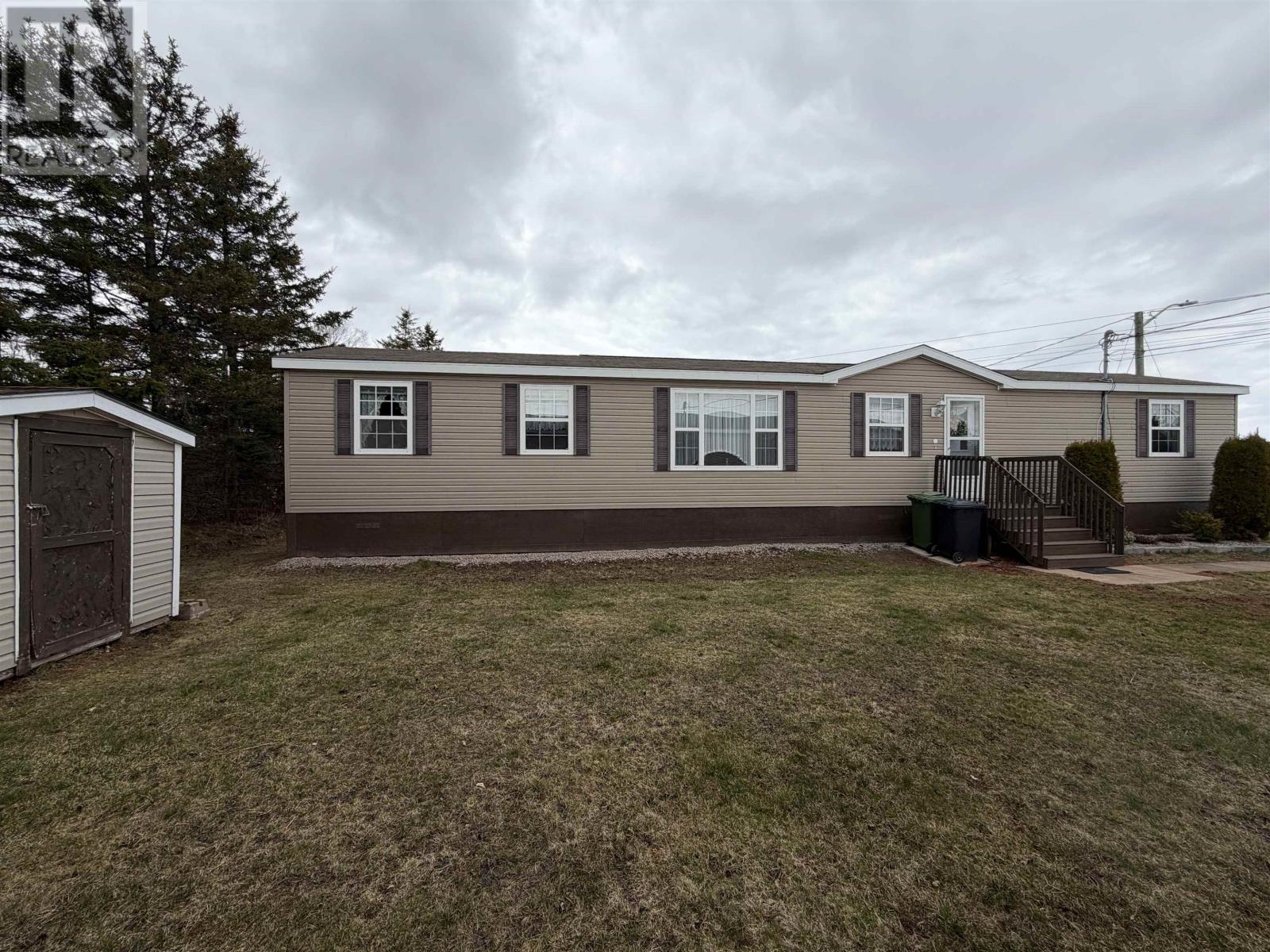 74 Jillian Street, Summerside, Prince Edward Island  C1N 6S6 - Photo 18 - 202608498