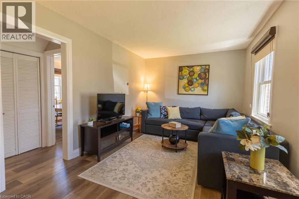 110 Lorne Crescent, Kitchener, Ontario  N2M 3Y5 - Photo 5 - 40823623