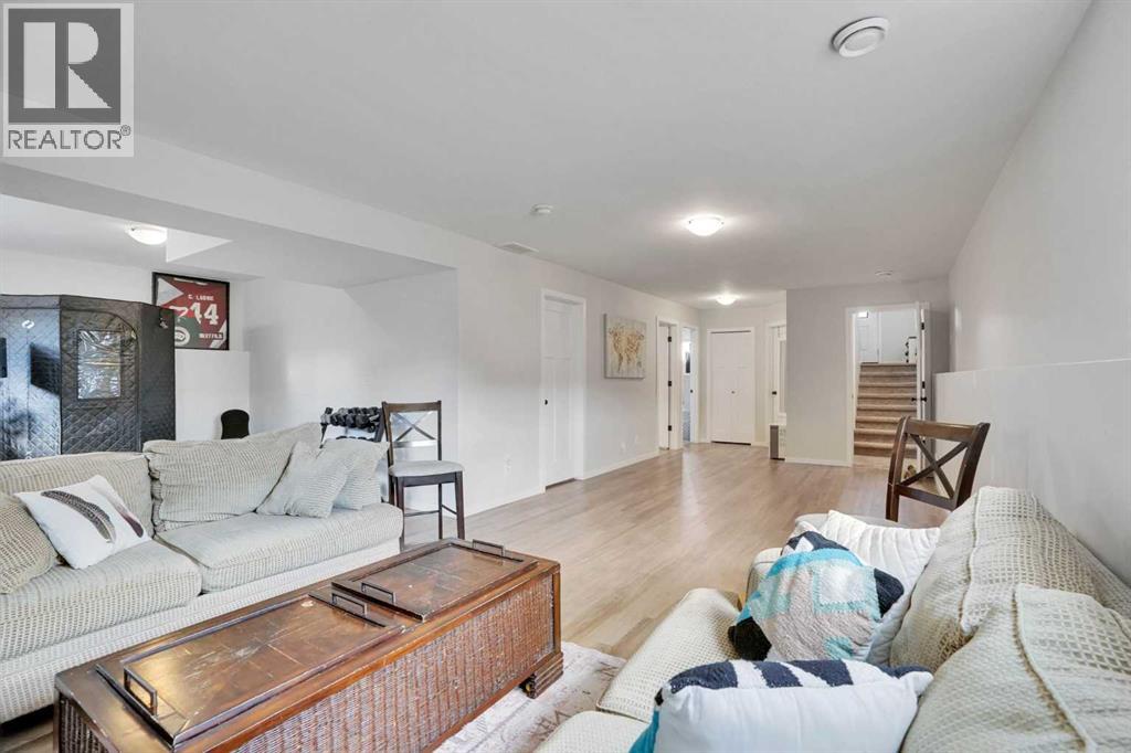 244 Thomlison Avenue, Red Deer, Alberta  T4P 3E6 - Photo 28 - A2304707