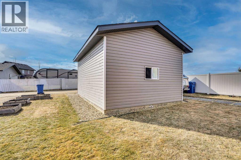 244 Thomlison Avenue, Red Deer, Alberta  T4P 3E6 - Photo 41 - A2304707