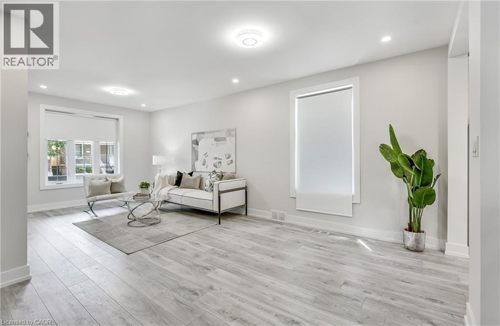 221 Rosslyn Avenue N, Hamilton, Ontario  L8L 7P8 - Photo 10 - 40823862