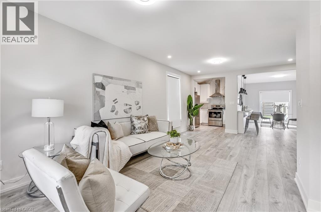 221 Rosslyn Avenue N, Hamilton, Ontario  L8L 7P8 - Photo 6 - 40823862