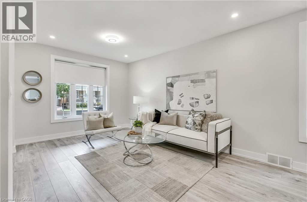 221 Rosslyn Avenue N, Hamilton, Ontario  L8L 7P8 - Photo 7 - 40823862