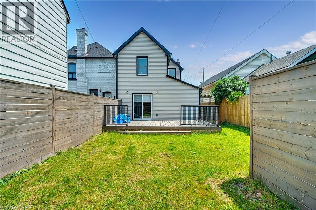 221 Rosslyn Avenue N, Hamilton, Ontario  L8L 7P8 - Photo 34 - 40823862