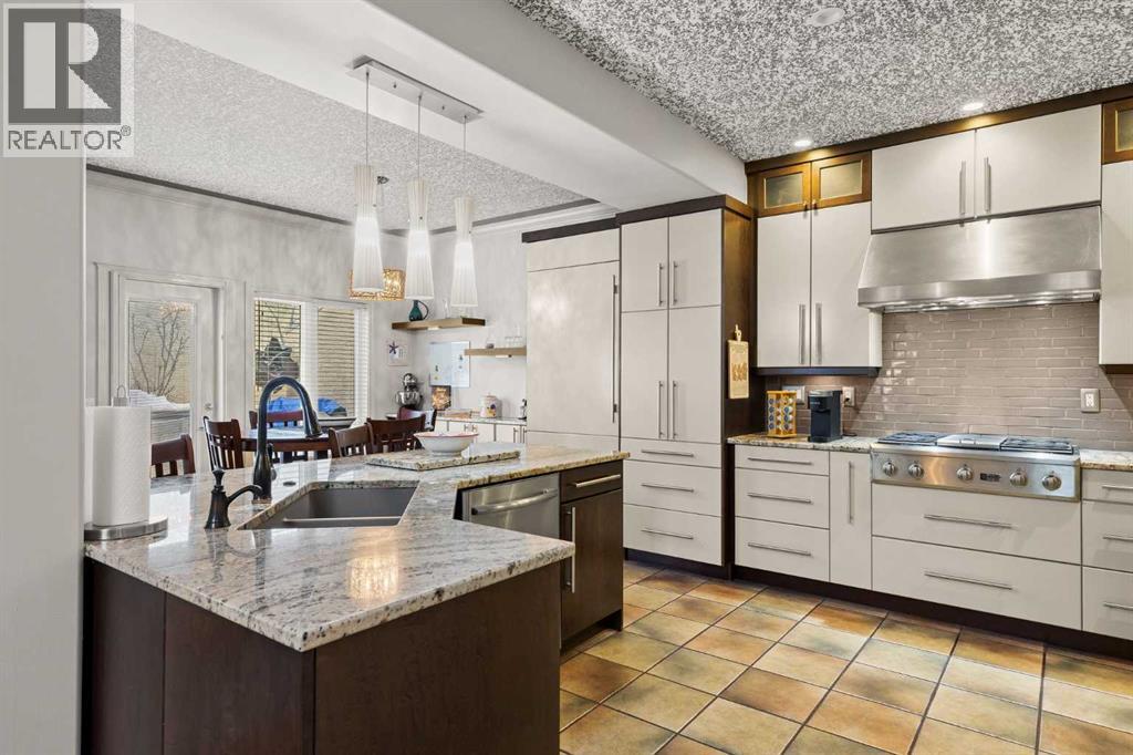 24, 100 Signature Way SW, Calgary, Alberta  T3H 2W6 - Photo 11 - A2292586