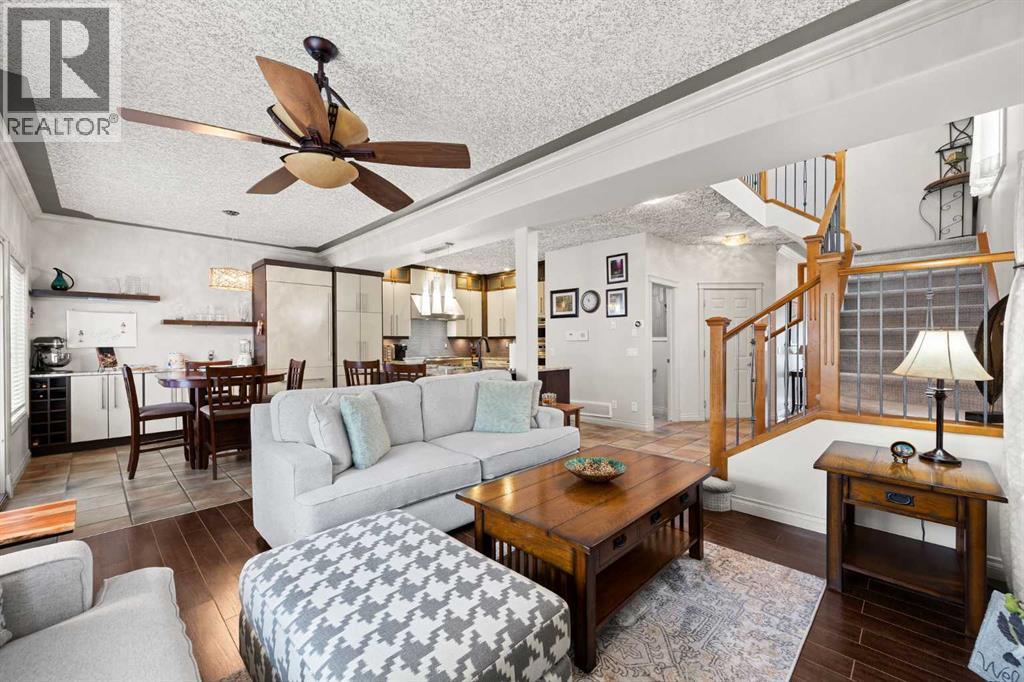 24, 100 Signature Way SW, Calgary, Alberta  T3H 2W6 - Photo 9 - A2292586