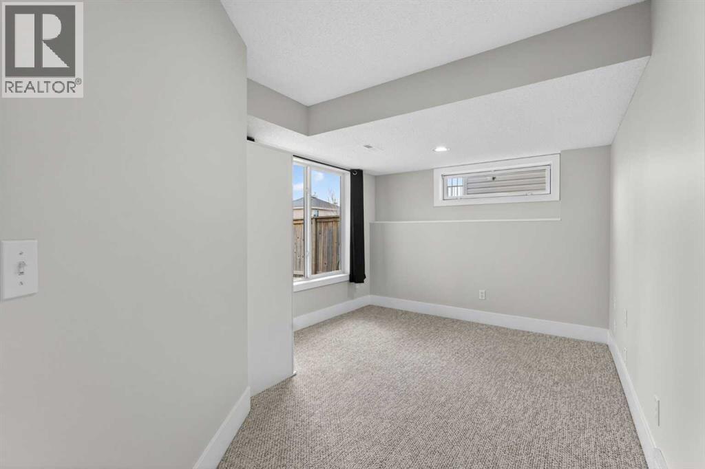 10 Somerglen Crescent SW, Calgary, Alberta  T2Y 3L6 - Photo 36 - A2302628