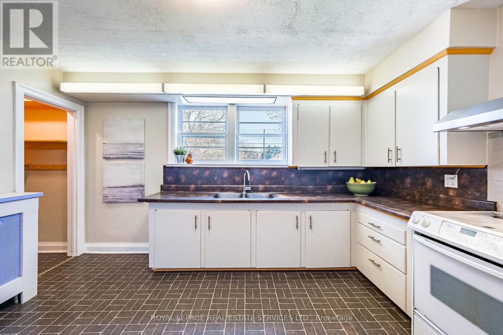 19 Nineteenth Street, Toronto, Ontario  M8V 3L4 - Photo 14 - W13040034