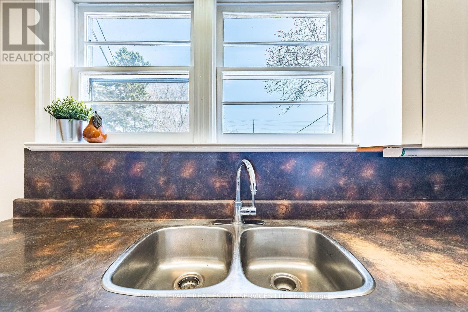 19 Nineteenth Street, Toronto, Ontario  M8V 3L4 - Photo 15 - W13040034