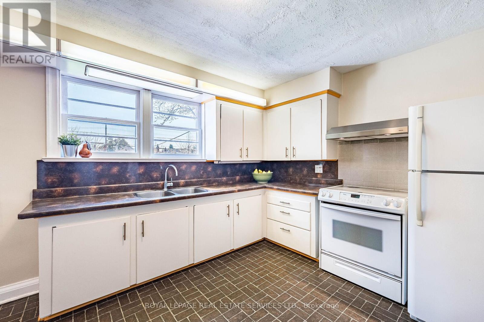 19 Nineteenth Street, Toronto, Ontario  M8V 3L4 - Photo 16 - W13040034