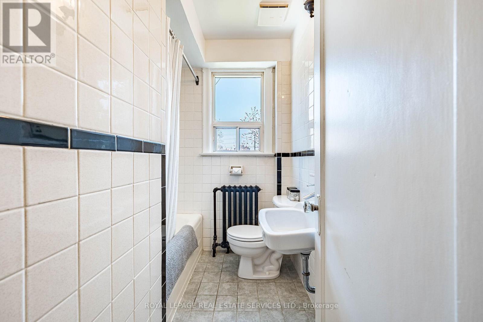 19 Nineteenth Street, Toronto, Ontario  M8V 3L4 - Photo 28 - W13040034