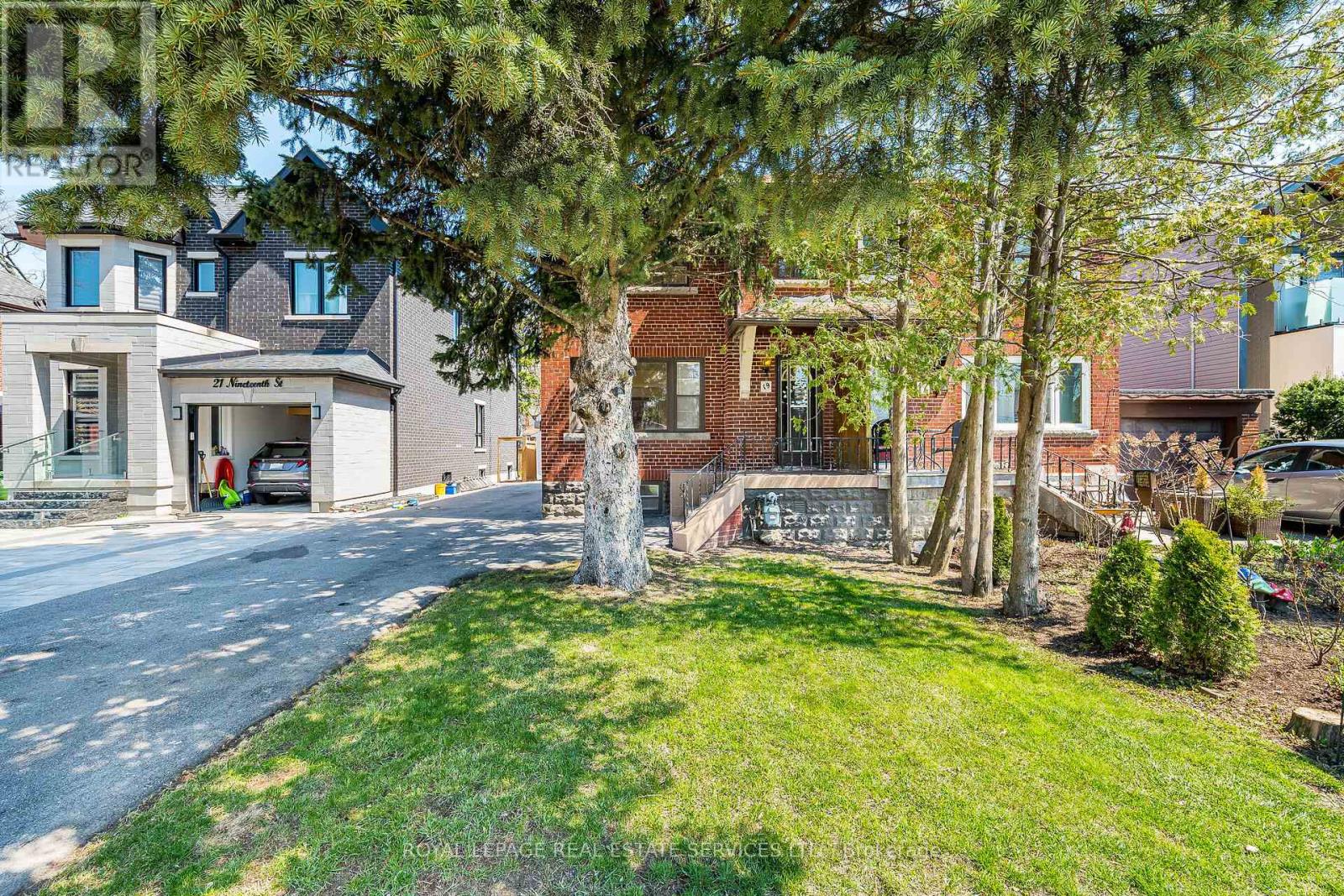 19 Nineteenth Street, Toronto, Ontario  M8V 3L4 - Photo 3 - W13040034