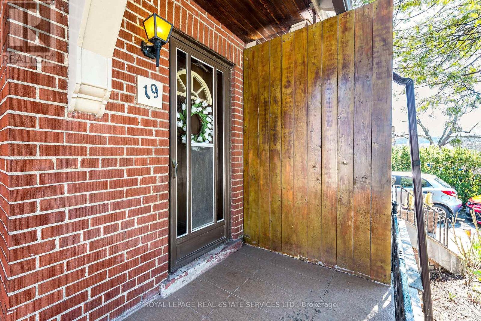 19 Nineteenth Street, Toronto, Ontario  M8V 3L4 - Photo 5 - W13040034