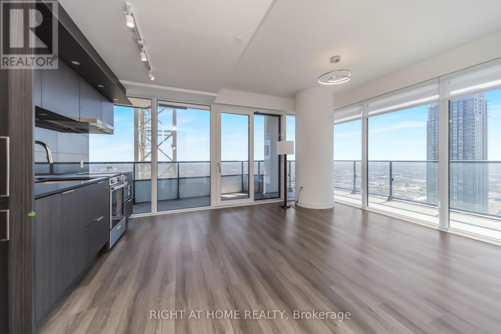 3111 - 448 Burmhamthorpe Road, Mississauga, Ontario  L5B 0R4 - Photo 10 - W13040058