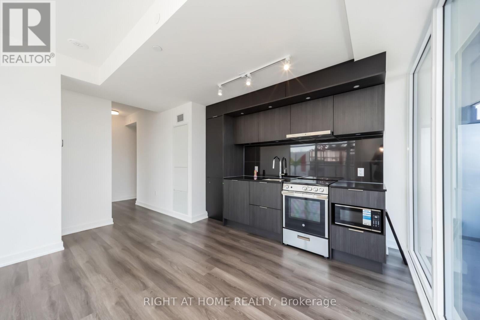 3111 - 448 Burmhamthorpe Road, Mississauga, Ontario  L5B 0R4 - Photo 14 - W13040058