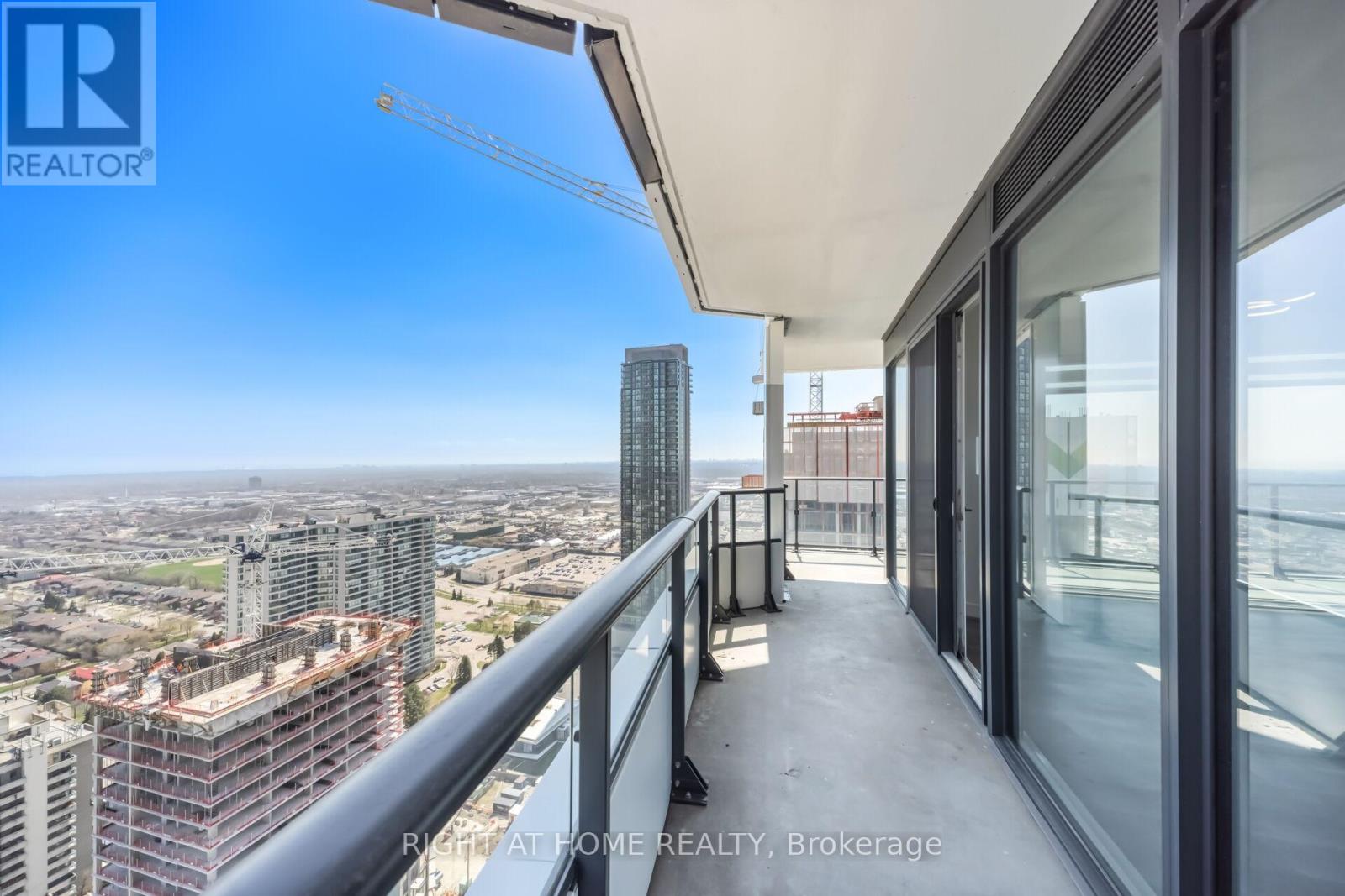 3111 - 448 Burmhamthorpe Road, Mississauga, Ontario  L5B 0R4 - Photo 30 - W13040058