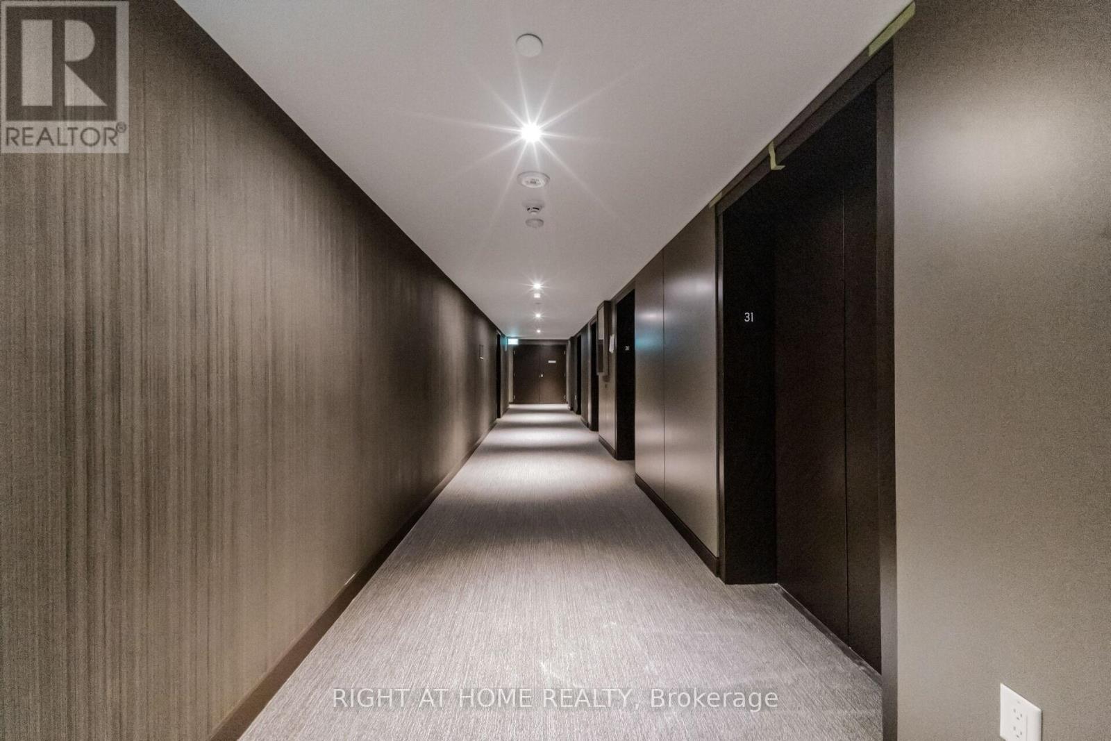 3111 - 448 Burmhamthorpe Road, Mississauga, Ontario  L5B 0R4 - Photo 4 - W13040058