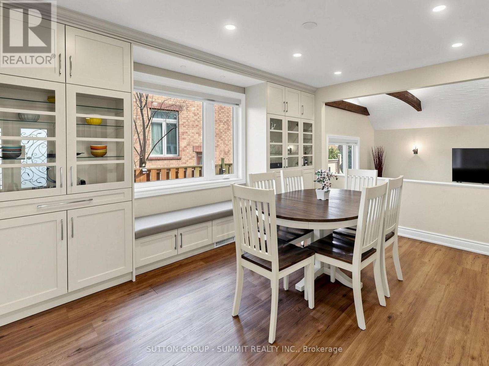 3485 Cawthra Road, Mississauga (Applewood), Ontario  L5A 2X9 - Photo 10 - W13040078