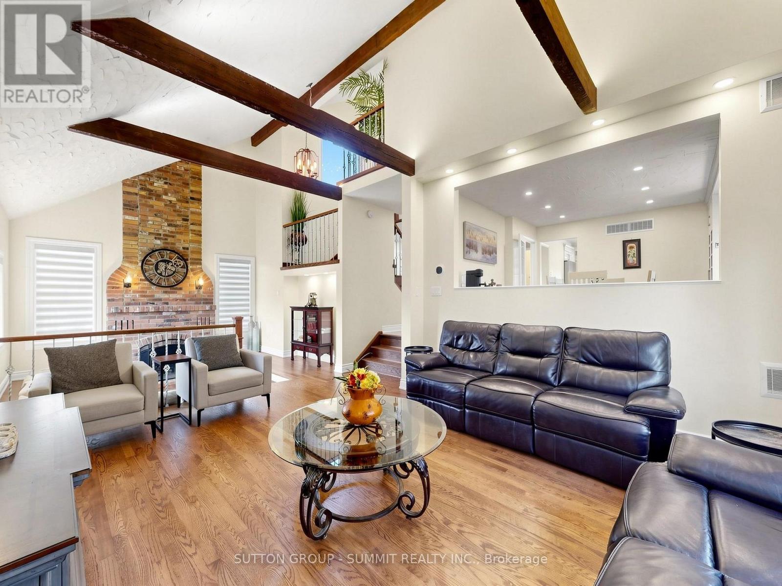 3485 Cawthra Road, Mississauga (Applewood), Ontario  L5A 2X9 - Photo 5 - W13040078