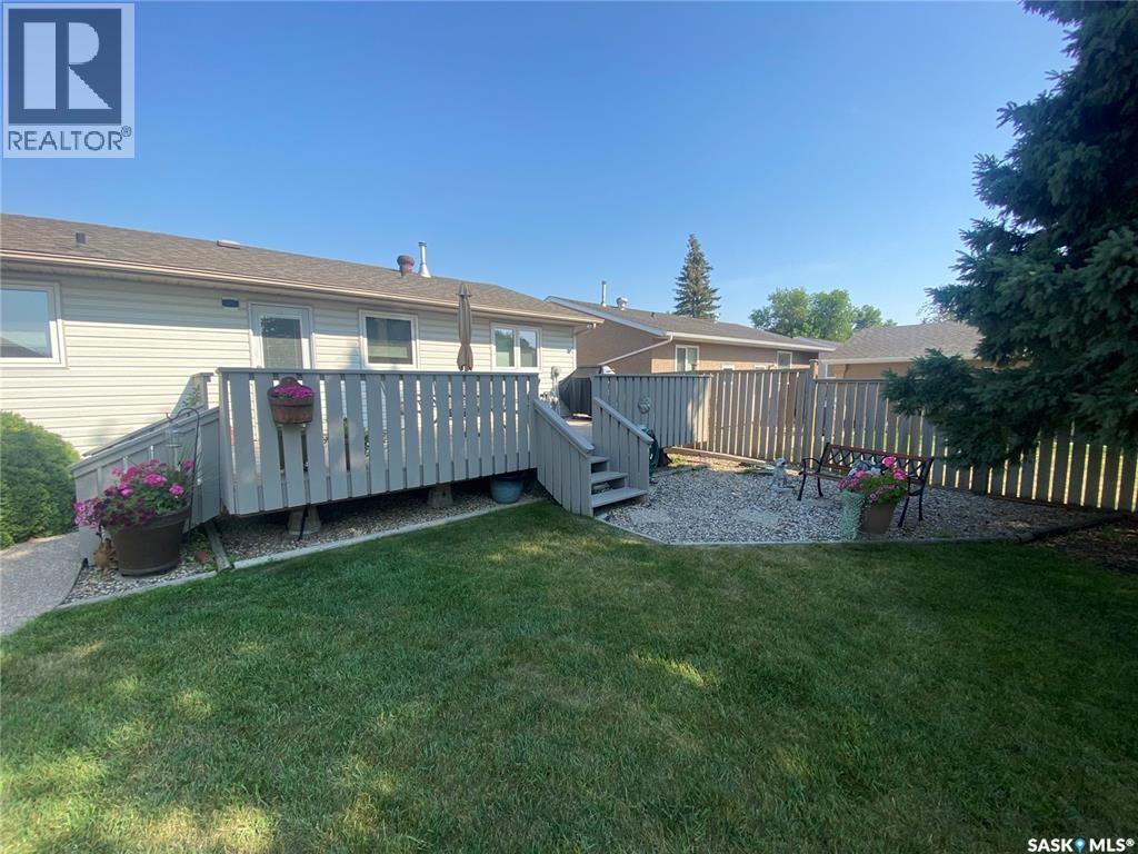 63 Collacott Drive, Yorkton, Saskatchewan  S3N 3E5 - Photo 26 - SK033851
