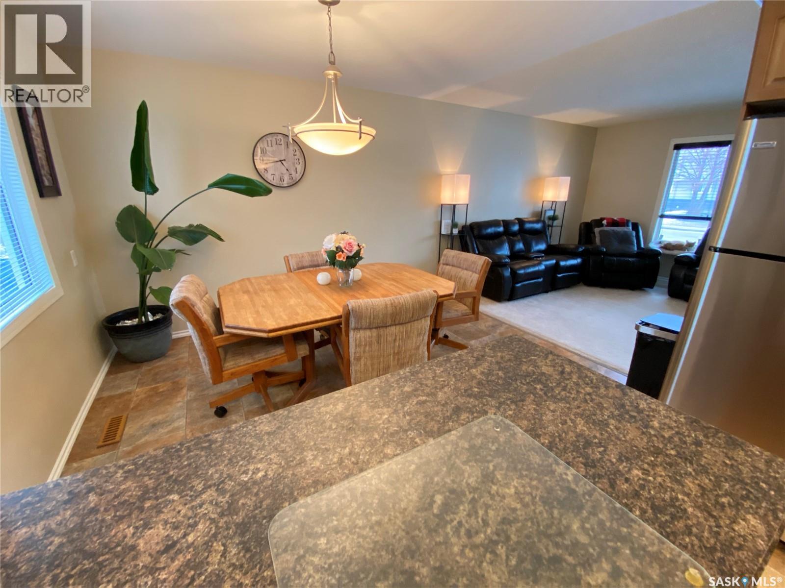 63 Collacott Drive, Yorkton, Saskatchewan  S3N 3E5 - Photo 6 - SK033851