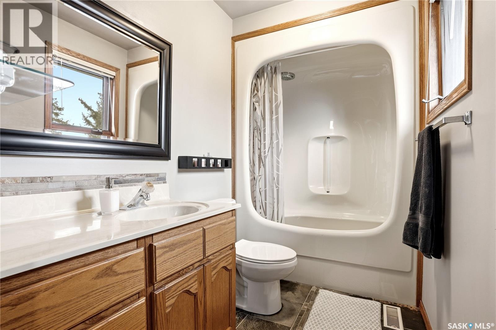 3511 Burns Road, Regina, Saskatchewan  S4V 2G4 - Photo 20 - SK033746