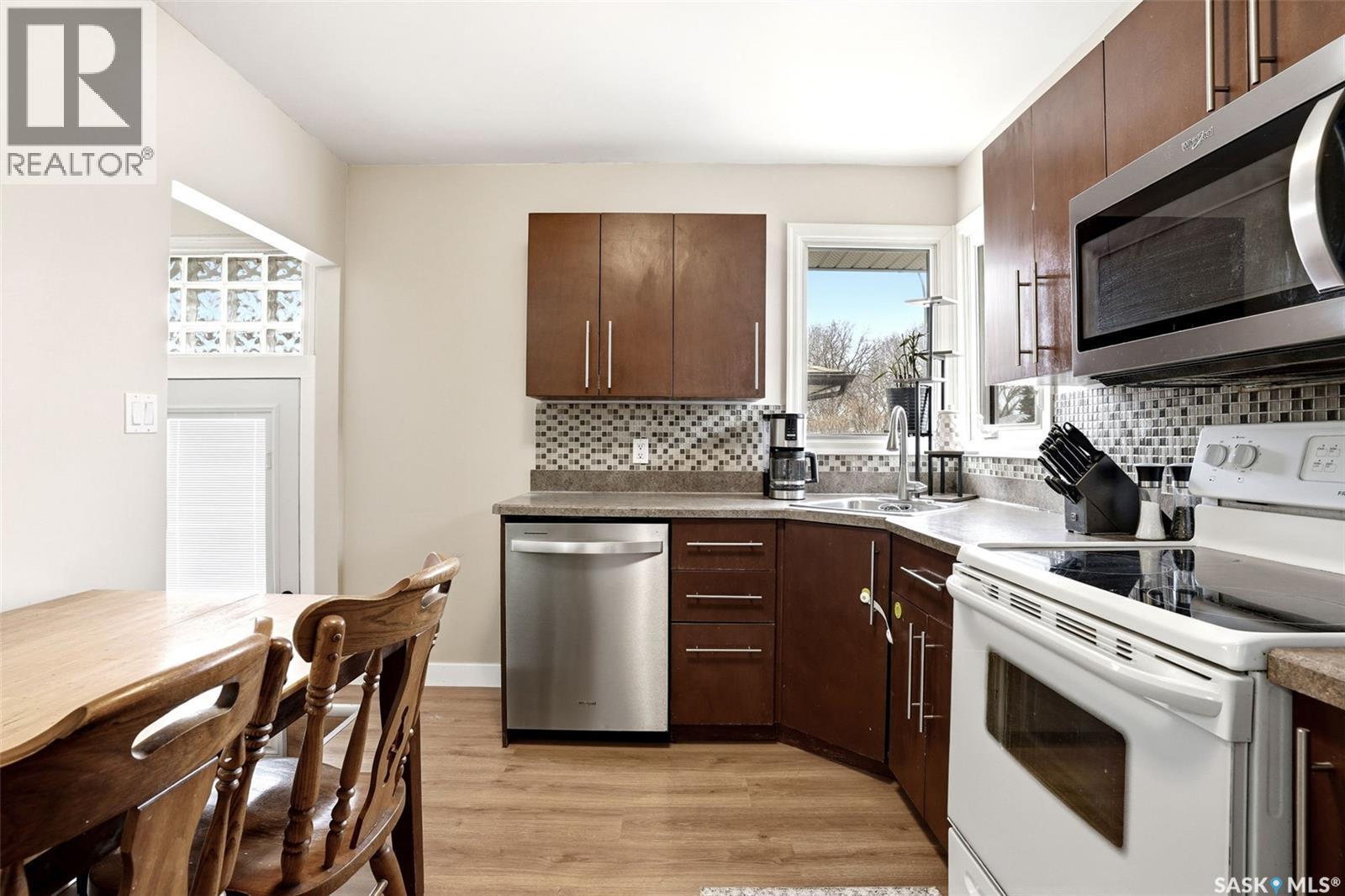 110 Ottawa Street, Regina, Saskatchewan  S4R 1N2 - Photo 6 - SK033680