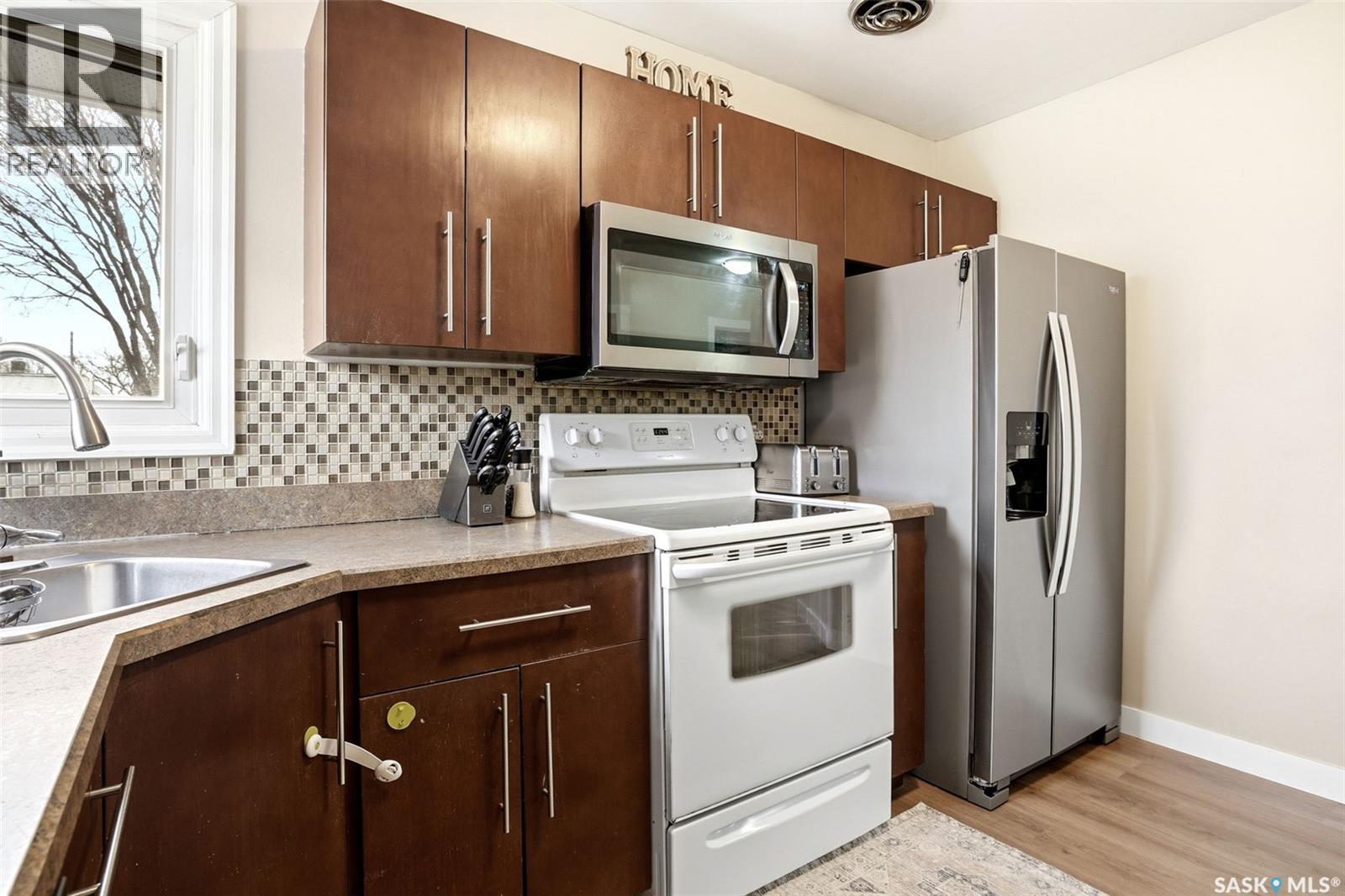 110 Ottawa Street, Regina, Saskatchewan  S4R 1N2 - Photo 9 - SK033680