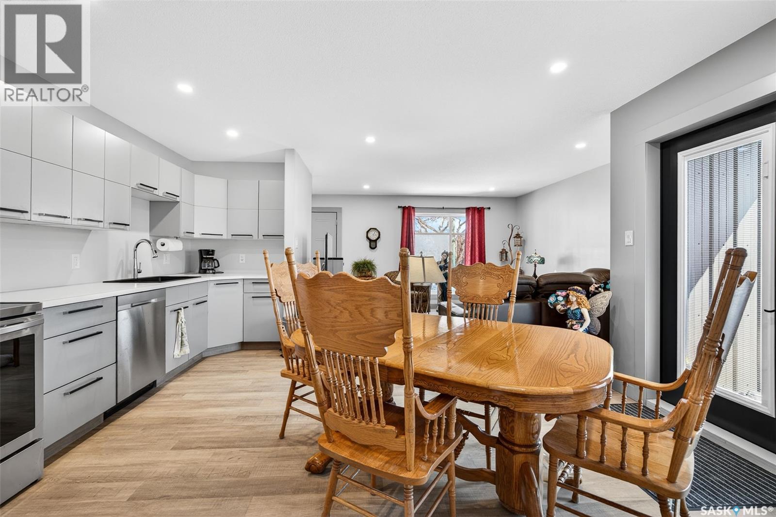 1160 Willow Avenue, Moose Jaw, Saskatchewan  S6H 1G8 - Photo 13 - SK033487