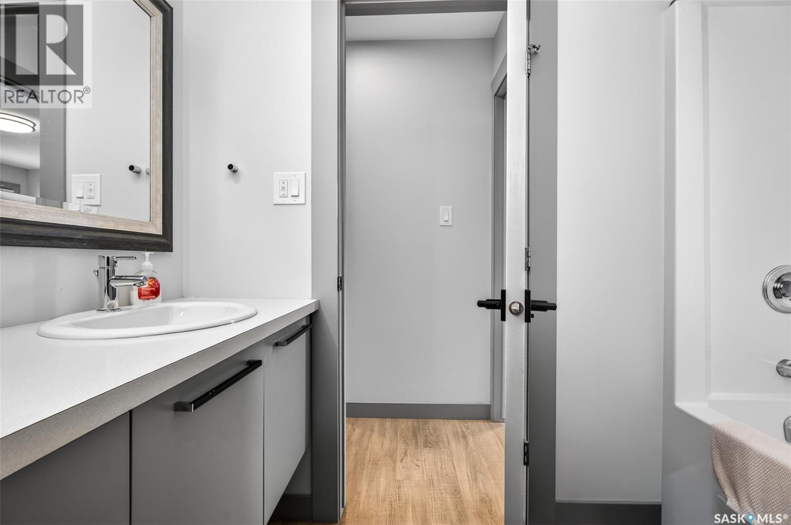 1160 Willow Avenue, Moose Jaw, Saskatchewan  S6H 1G8 - Photo 24 - SK033487