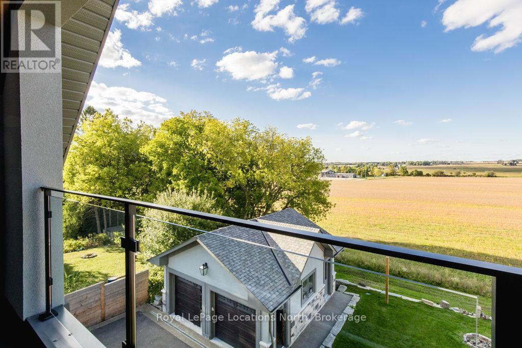 22 East John Street, Innisfil, Ontario  L0L 1L0 - Photo 26 - N12827798