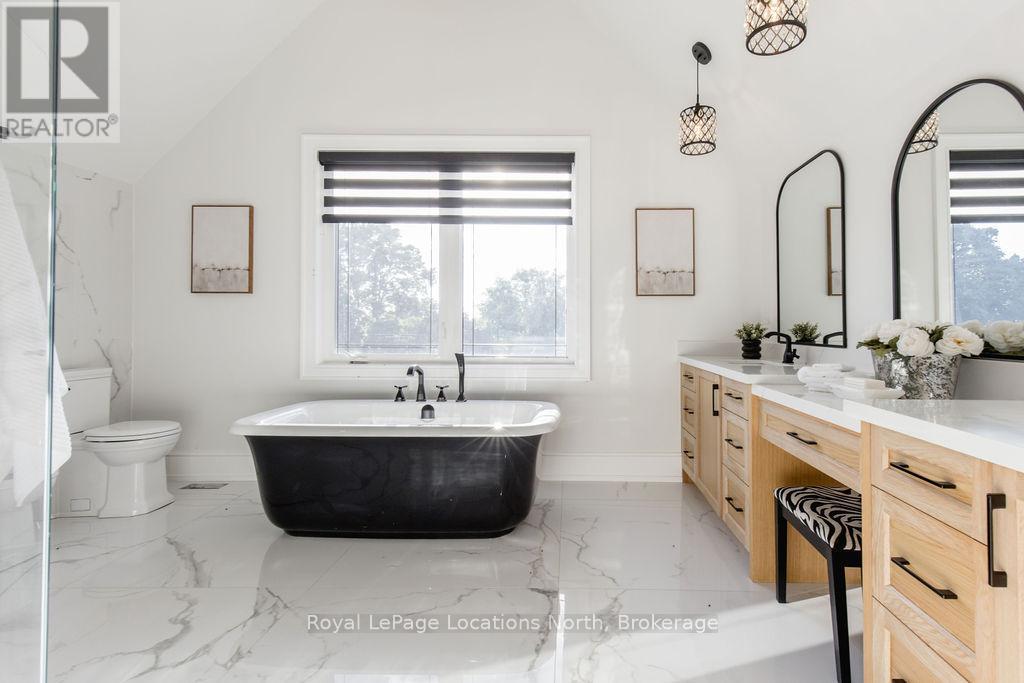 22 East John Street, Innisfil, Ontario  L0L 1L0 - Photo 28 - N12827798