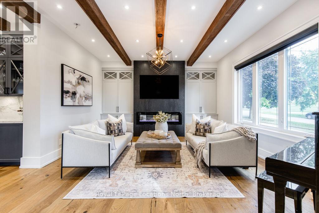 22 East John Street, Innisfil, Ontario  L0L 1L0 - Photo 7 - N12827798