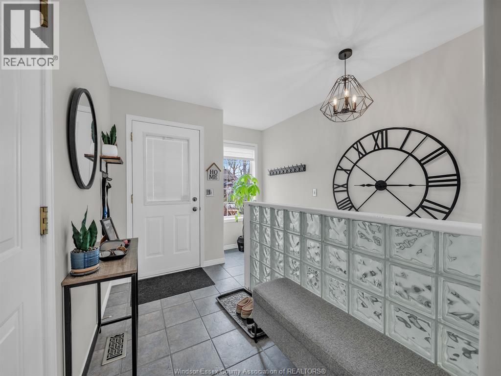 21 Tofflemire Court, Amherstburg, Ontario  N9V 4E3 - Photo 6 - 26009118