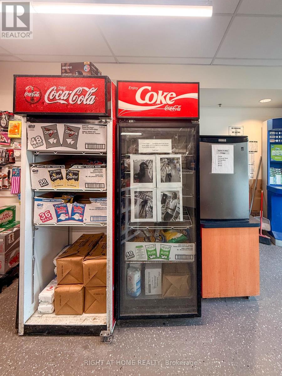 205 Melvin Avenue, Hamilton, Ontario  L8H 2J9 - Photo 12 - X13040016