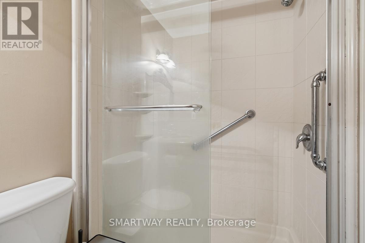 646 Ridgeview Drive, London East, Ontario  N5Y 5T8 - Photo 31 - X13040022