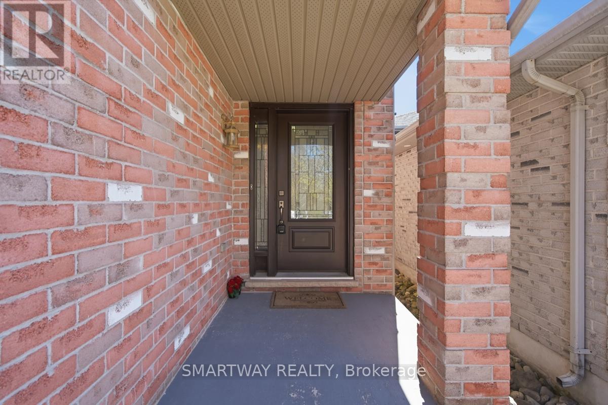 646 Ridgeview Drive, London East, Ontario  N5Y 5T8 - Photo 5 - X13040022