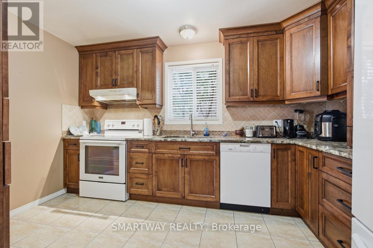 646 Ridgeview Drive, London East, Ontario  N5Y 5T8 - Photo 10 - X13040092