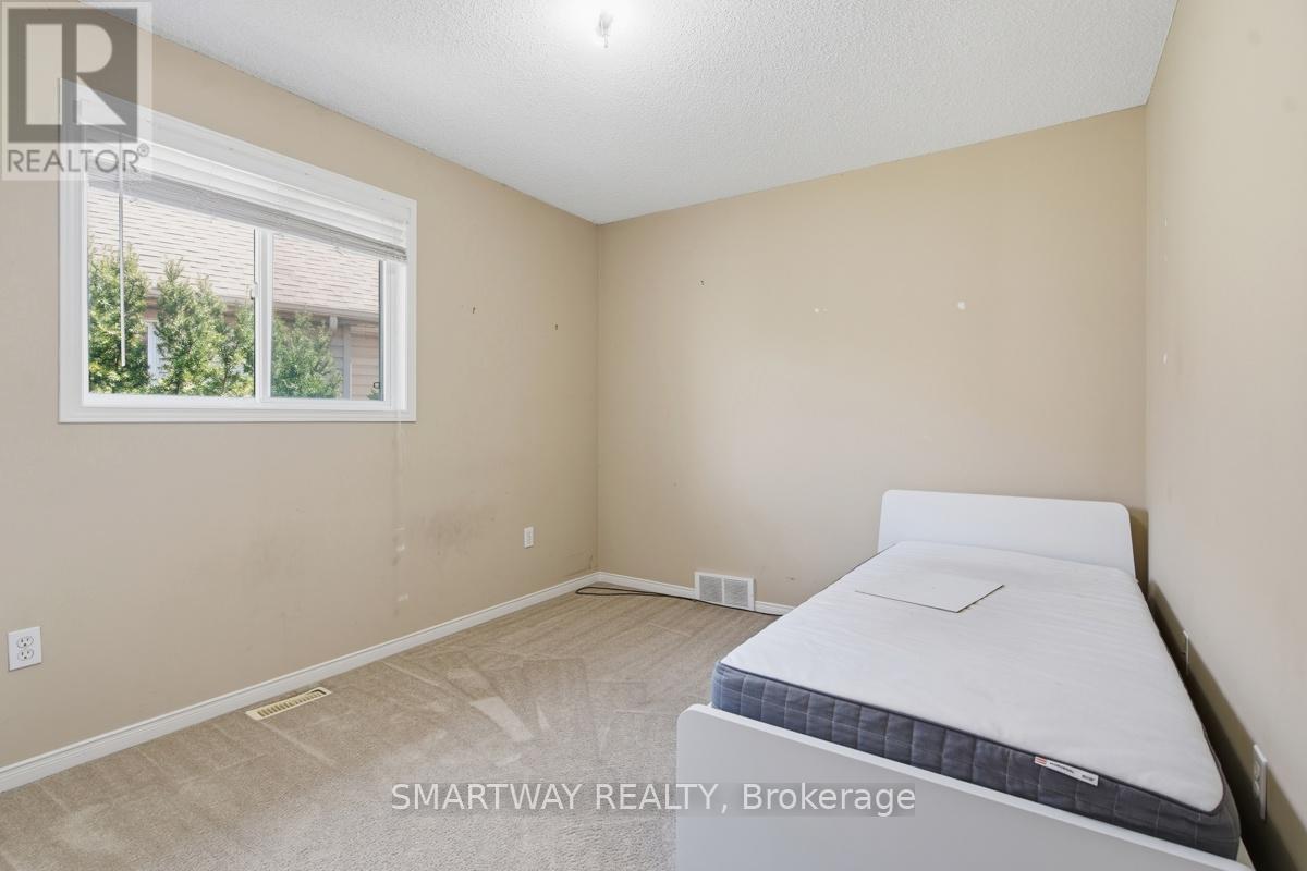 646 Ridgeview Drive, London East, Ontario  N5Y 5T8 - Photo 25 - X13040092