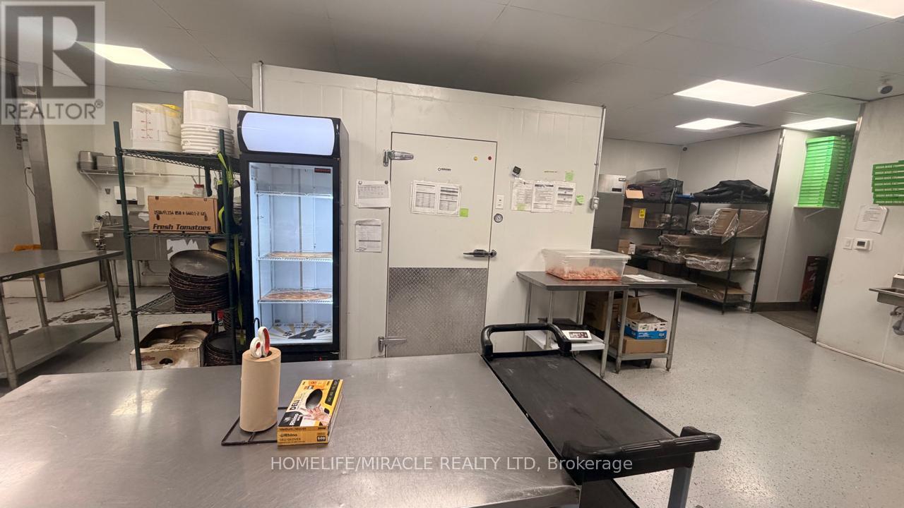 2 - 206 King George Road, Brantford, Ontario  N3R 5L3 - Photo 4 - X13040116