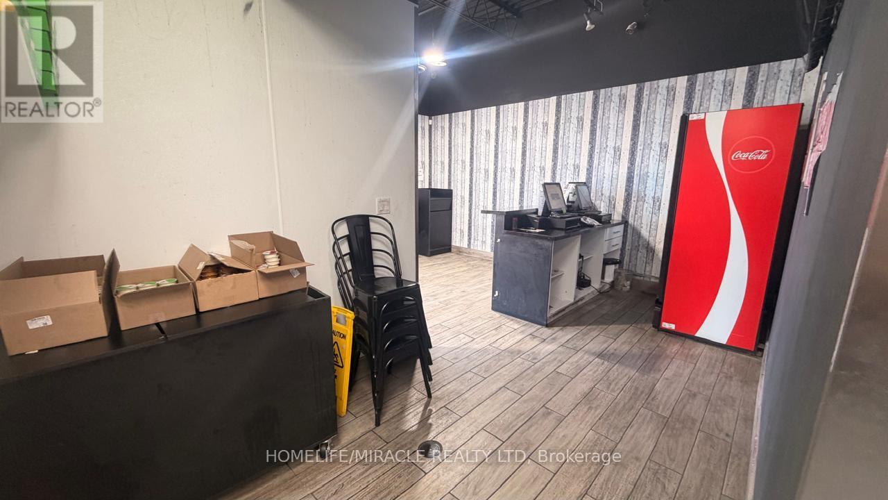 2 - 206 King George Road, Brantford, Ontario  N3R 5L3 - Photo 8 - X13040116